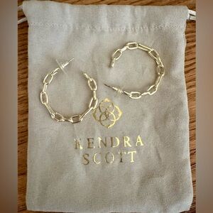 Kendra Scott Ryder hoop earrings in Gold